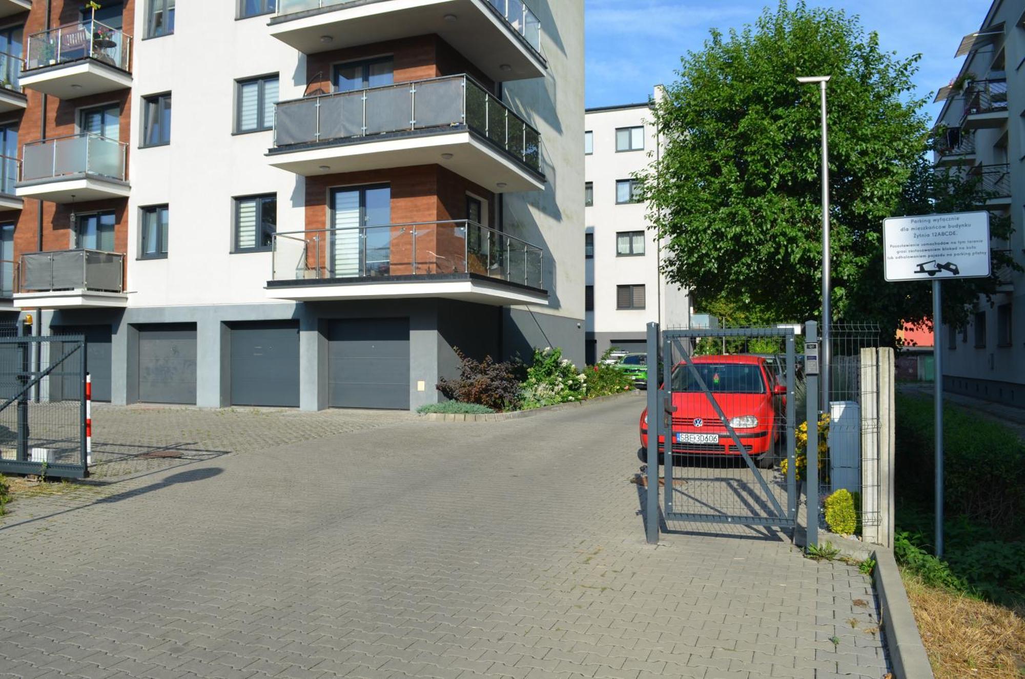 Apartment Sosnowiec City - Free Parking - Easy Check-In מראה חיצוני תמונה